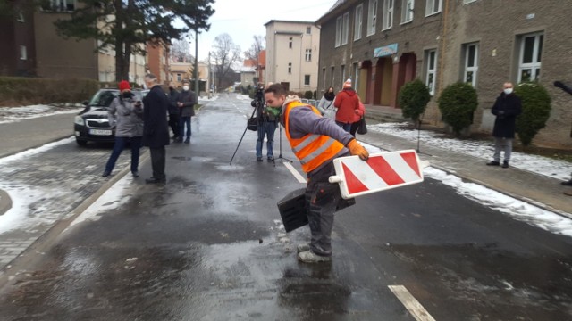 Ulica Ratuszowa w Wałbrzychu znów otwarta dla ruchu