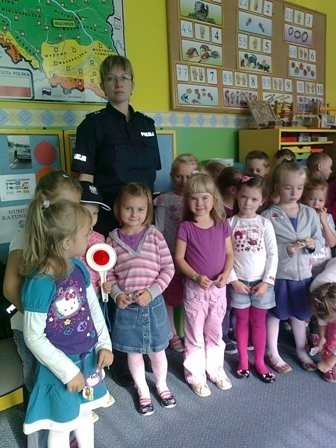 Policjanci odwiedzili przedszkolaków [zdjęcia]