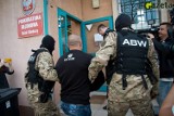 Wałbrzych: Prokurator postawił zarzuty dwóm neonazistom z Dzierżoniowa  [ZDJĘCIA]