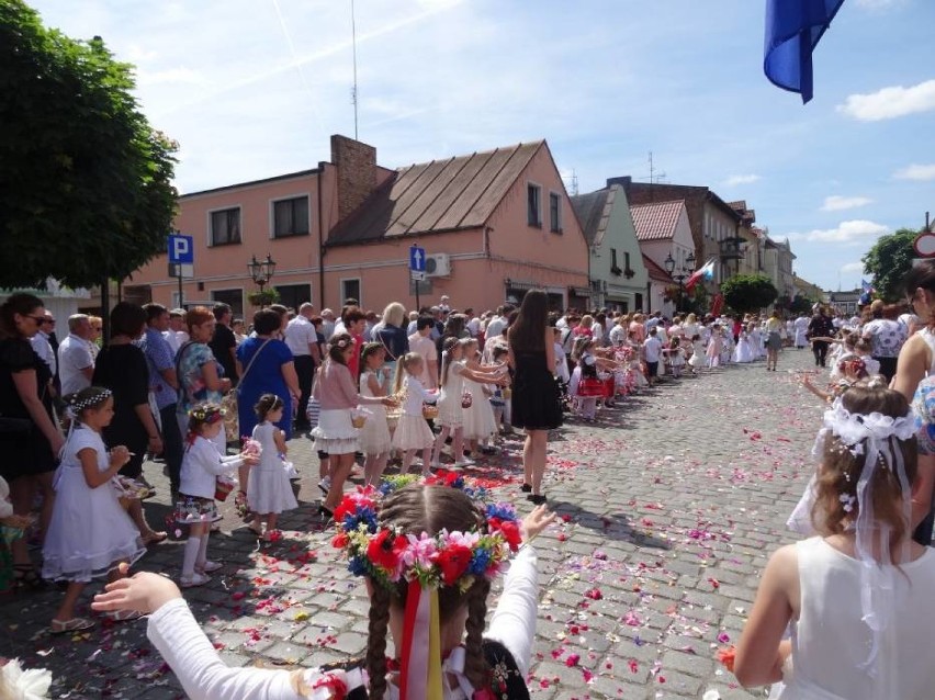 Jutro uroczystość Najświętszego Ciała i Krwi Chrystusa. Msze św. i procesja w Grodzisku [GODZINY, SZCZEGÓŁY]