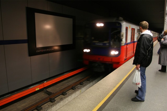 Bójka w komunikacji miejskiej, Warszawa. Tym razem awantura w metrze