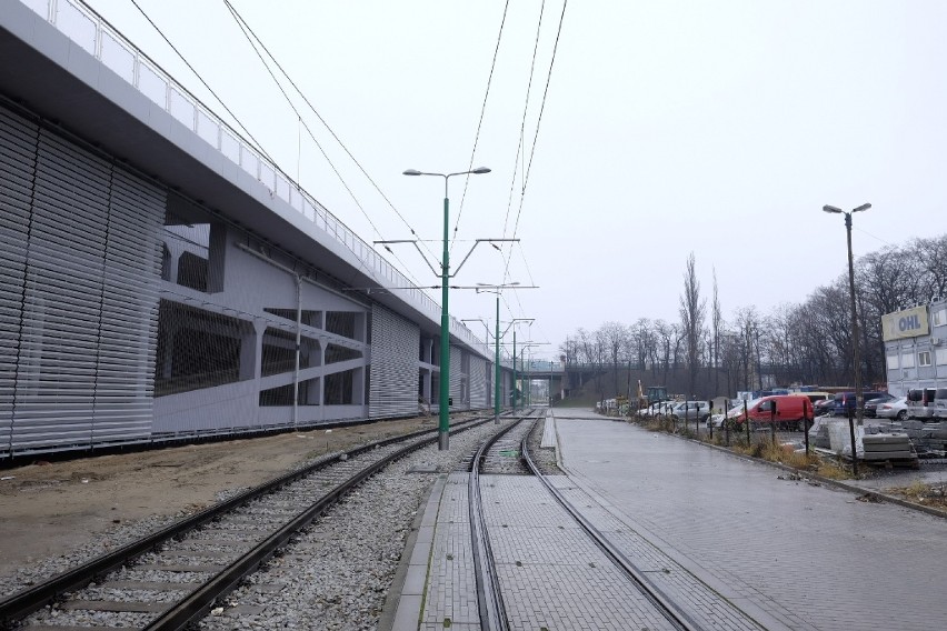 Firma zarządzająca budową ronda Kaponiera planuje wyłączenie...