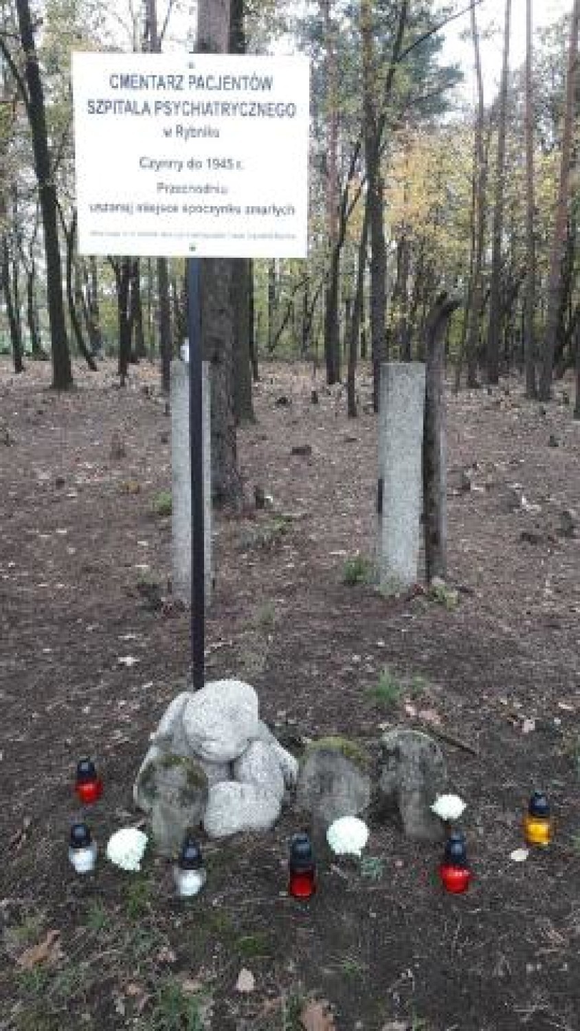 Czy ktoś celowo niszczy tablice na cmentarzu w Rybniku?