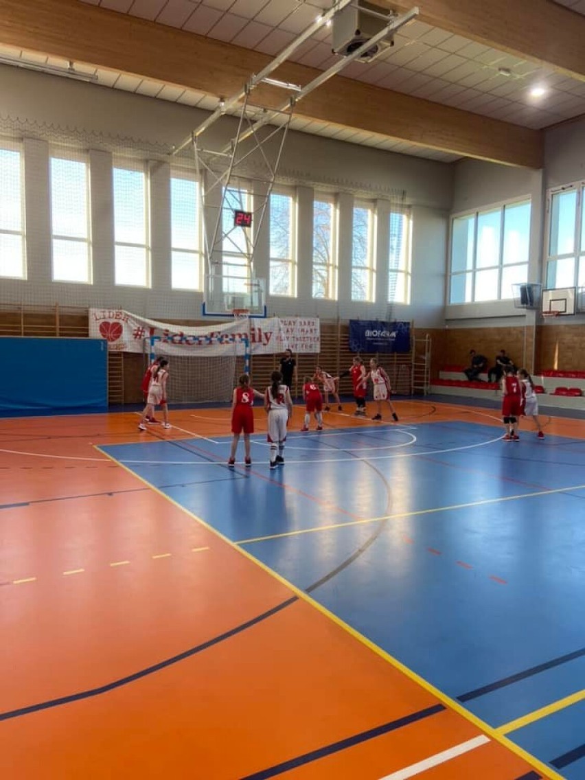 Golnica Ryczywół Basketball na Wojewódzkiej Lidze Żaczek U11K