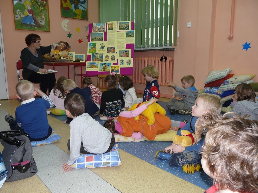 W bibliotece dla dzieci obchodzono rocznicę urodzin Walta Disneya