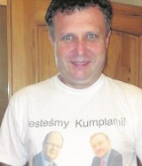 Karnowski ze Szczurkiem i Adamowiczem na piersi. Ta koszulka zrobiła furorę w internecie!