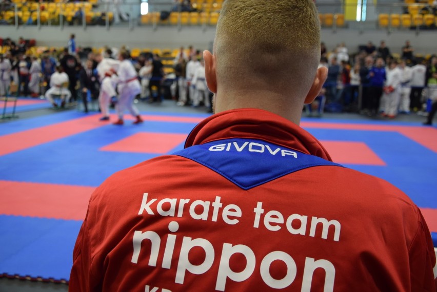KROTOSZYN: Puchar Polskiej Unii Karate. 400 zawodników walczy w formule olimpijskiej o medale [ZDJĘCIA + FILM]