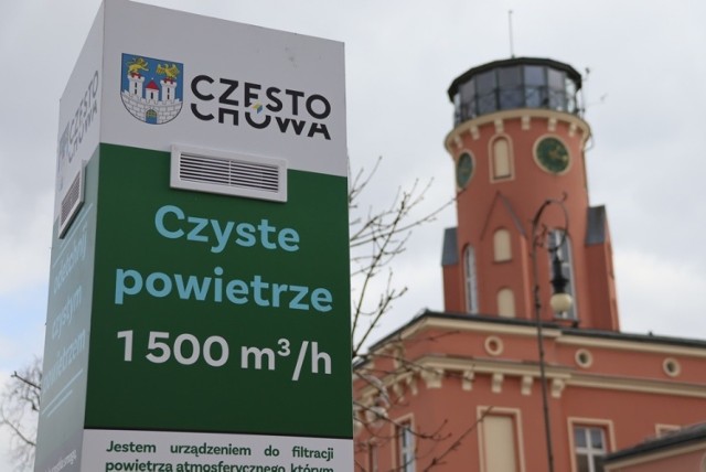 Na placu Biegańskiego w Częstochowie postawiono specjalny filtrator antysmogowy

Zobacz kolejne zdjęcia. Przesuwaj zdjęcia w prawo - naciśnij strzałkę lub przycisk NASTĘPNE