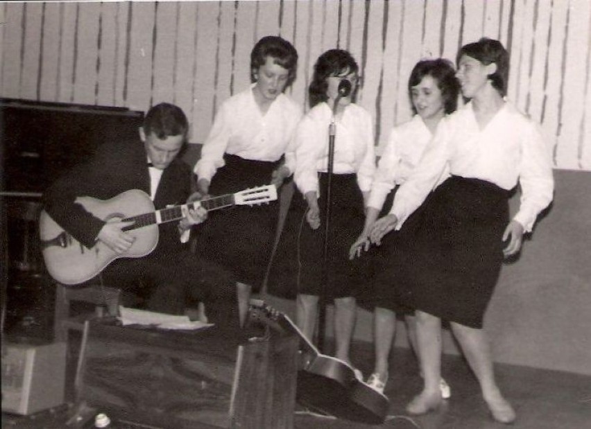 Program artystyczny podczas studniówki w 1963 roku.