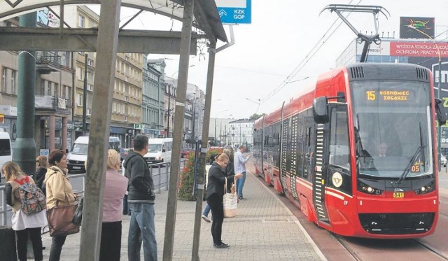 Podróżni będą czekali na tramwaje i autobusy w jednym miejscu, bo autobusy pojadą po torowisku