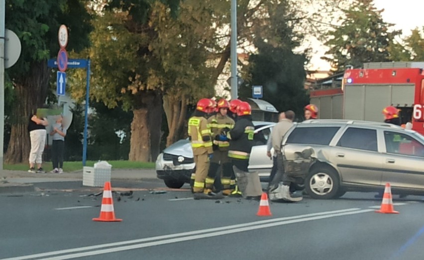 Do wypadku doszło na skrzyżowaniu ul. Krakowskiej i Braci...