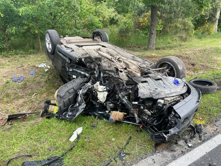 Tragiczny wypadek w Trzebielu. Nie żyje ranny kierowca