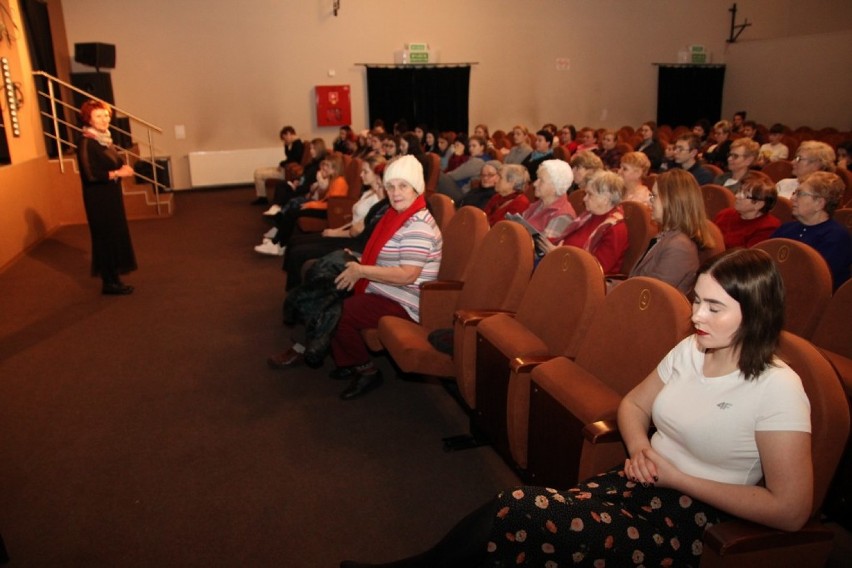 W Jastrowiu teatr Matysarek wystawił sztukę Manekiny