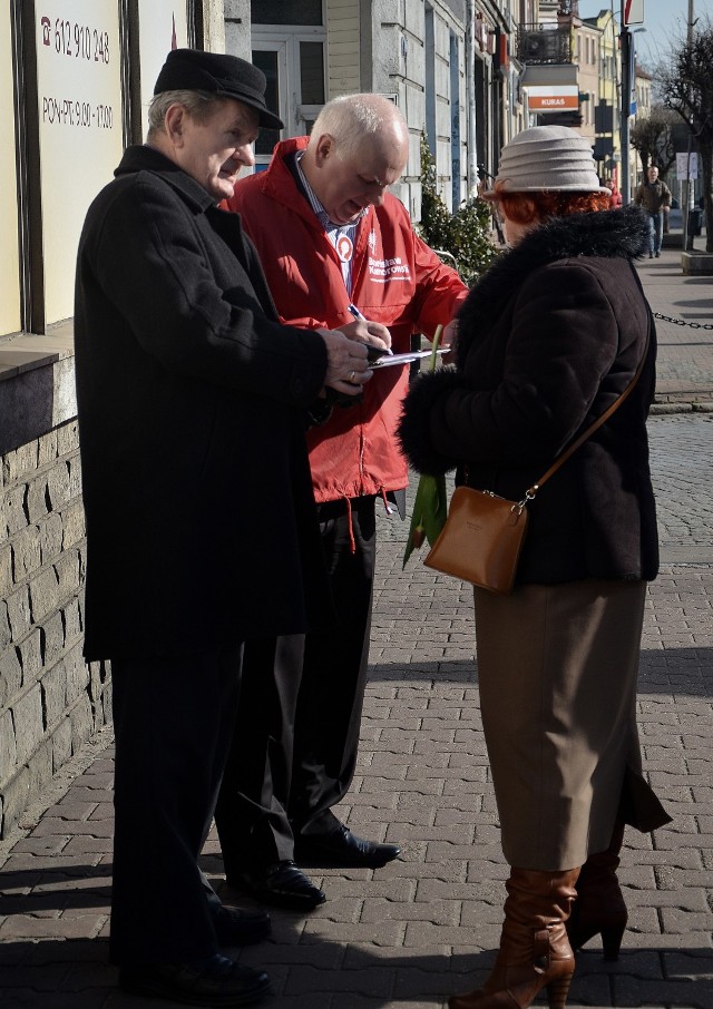 "Bronkobus" w Szamotułach pojawił się w niedzielne przedpołudnie