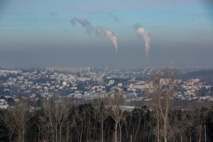 Smog w Krakowie i Małopolsce. Prawie sześciokrotnie przekroczone normy