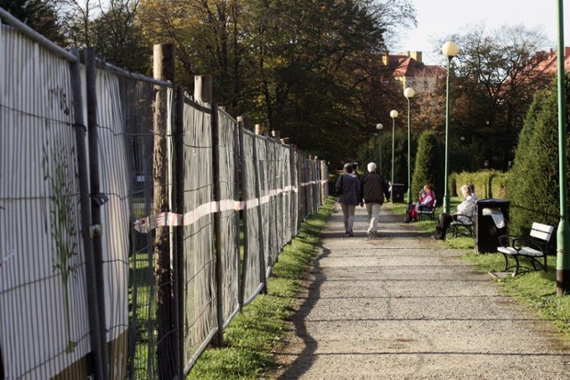 Fontanny w Legnickim Parku Miejskim będą miały przedwojenny klimat.