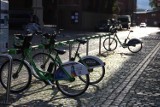 Stacja roweru miejskiego w Toruniu została zlikwidowana – to zasługa wandali 