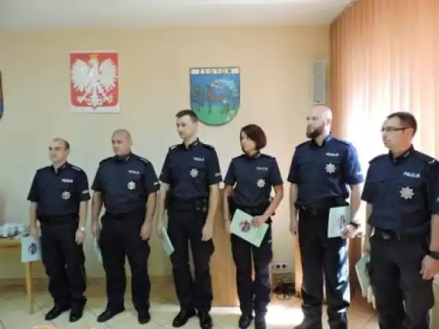 Awanse policjantów w Złotowie