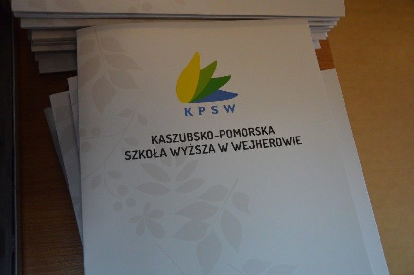 Uroczyste wręczenie świadectw ukończenia studiów podyplomowych w Kaszubsko – Pomorskiej Szkole Wyższej