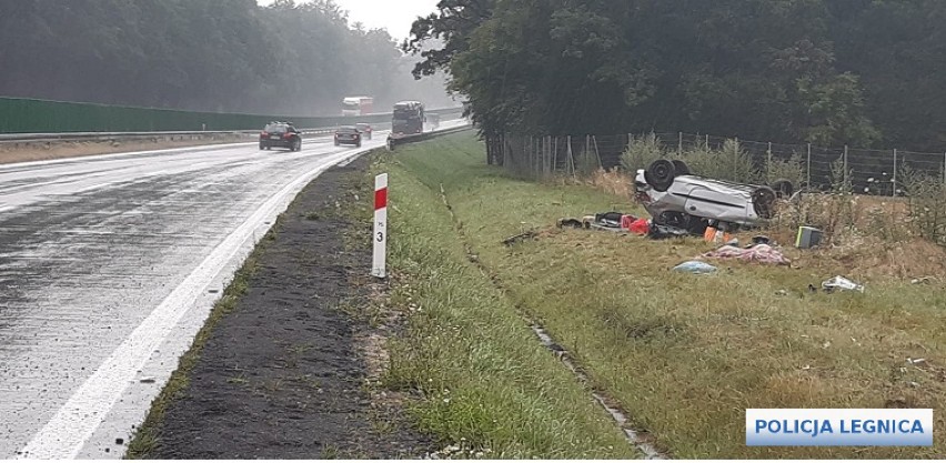 Wypadek na A4 pod Legnicą. Policja apeluje do kierowców o rozwagę