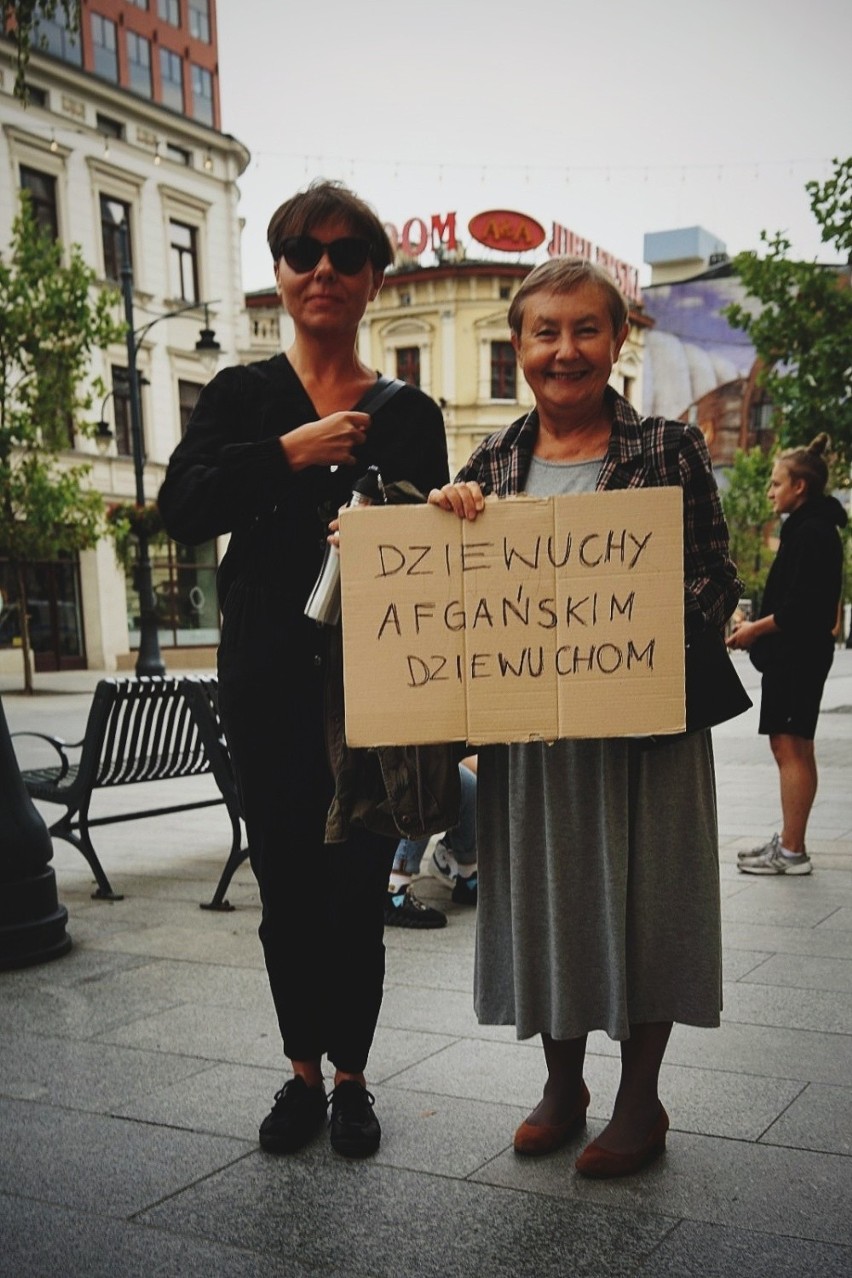 Demonstrujący mieszkańcy Łodzi chcieli przekazać swoją...