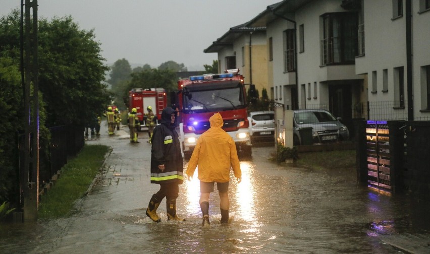 Tak rok temu wyglądał Rzeszów i okolice. Fala powodzi zalała mieszkańców regionu. Zniszczenia były ogromne