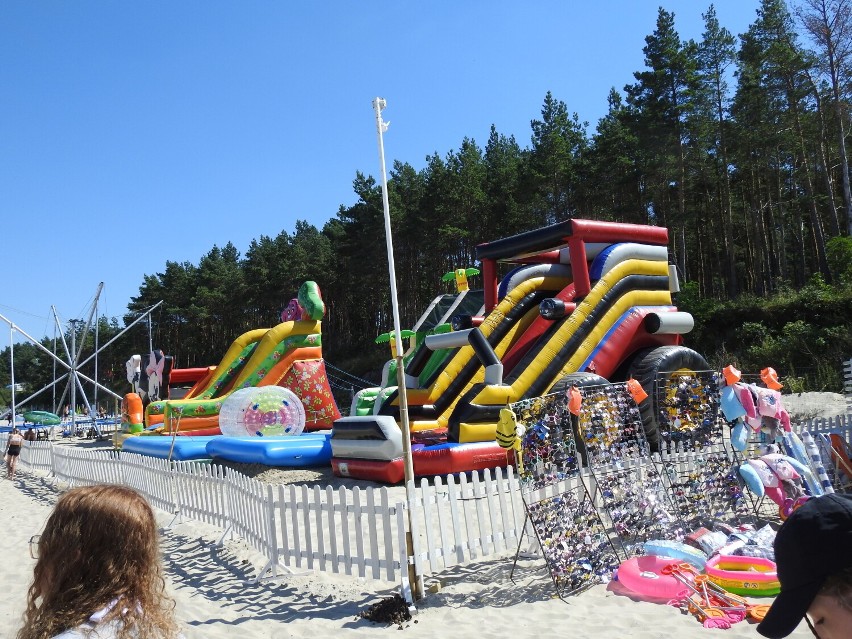 Stegna. Na plaży słońce praży, i ...leży głowa przy głowie [ZDJĘCIA]