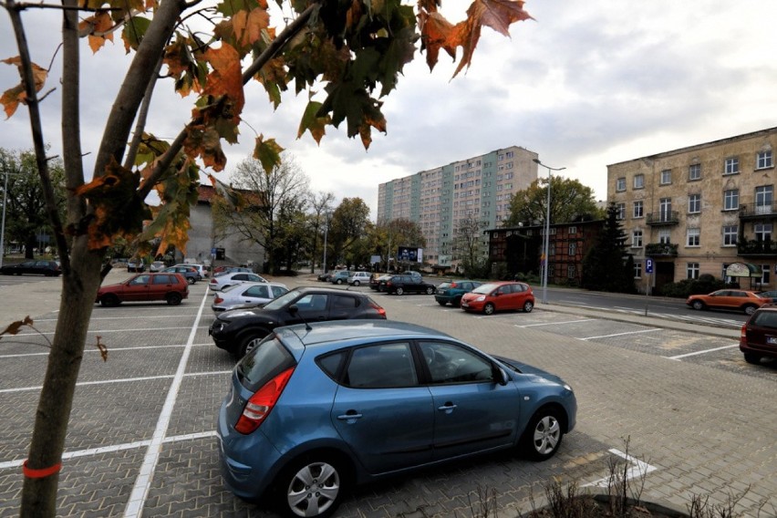 Po likwidacji parkingu przy Urzędzie Marszałkowskim liczba...