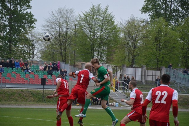 Od 0-1 do 4-1. Lechia zgasiła Znicz na stadionie przy ul. Nowowiejskiej.