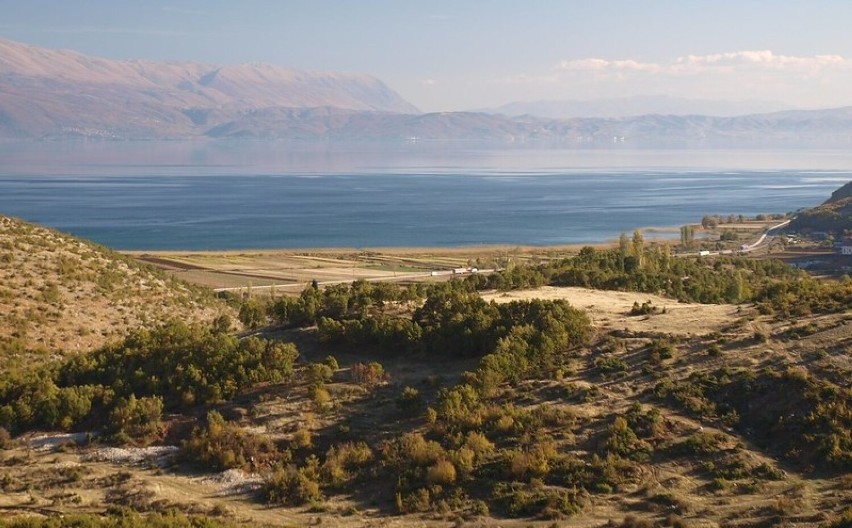 Jezioro Ochrydzkie to akwen na granicy Albanii i Macedonii,...