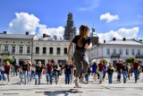 Nowy Sącz. Powstał klip z akcji Jerusalem Dance Challenge. Sądeczanie tańczyli, by okazać solidarność w walce z COVID-19