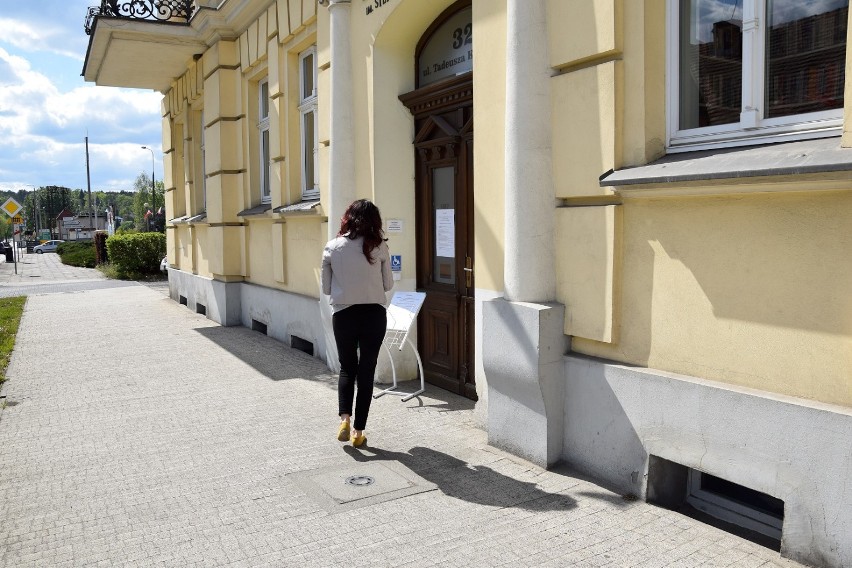 Biblioteka w Chodzieży nie narzeka na brak czytelników. Zobaczcie jak teraz funkcjonuje! [ZDJĘCIA]