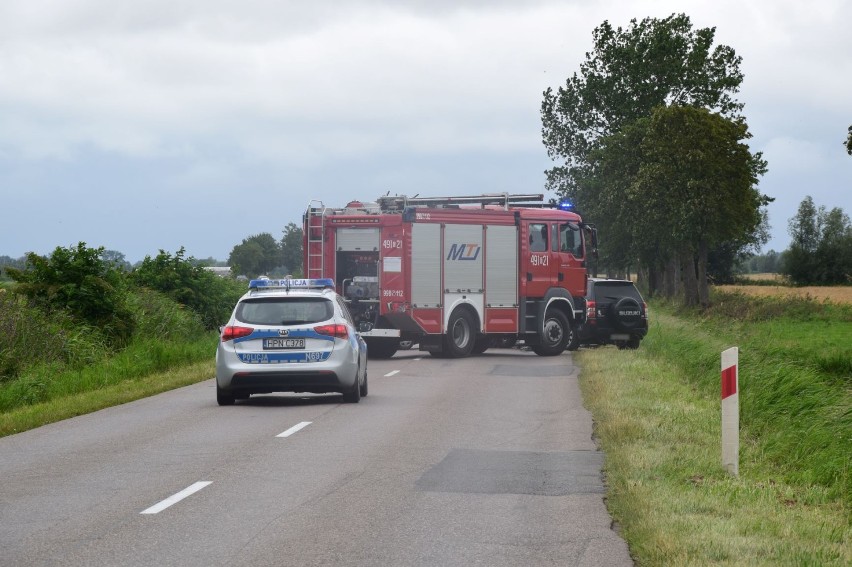 Zderzenie dwóch aut w okolicy Tujska. Jedna osoba przetransportowana do szpitala