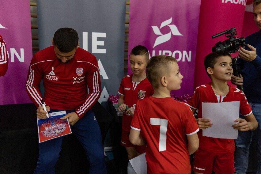 Znamy zwycięzców turnieju Tauron Junior Cup w Krakowie z udziałem drużyn z Małopolski. Najlepsi lecą na Maltę ZDJĘCIA