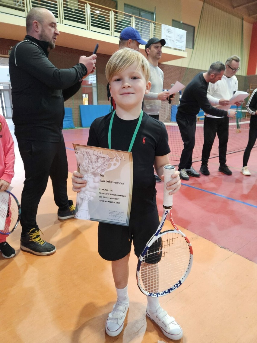 Zawodnicy Młodzieżowego Klubu Tenisowego z Szamotuł z sukcesami w I Turnieju o Puchar Prezesa SZKT Szamotuły! 