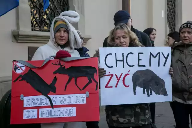 Protest przeciwników polowań w Krakowie