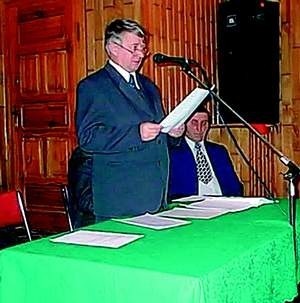 Oceny 2001 roku oraz nakreślenia planów na rok bieżący dokonał prezes SPRiP Nowa Droga Władysław Geremek.