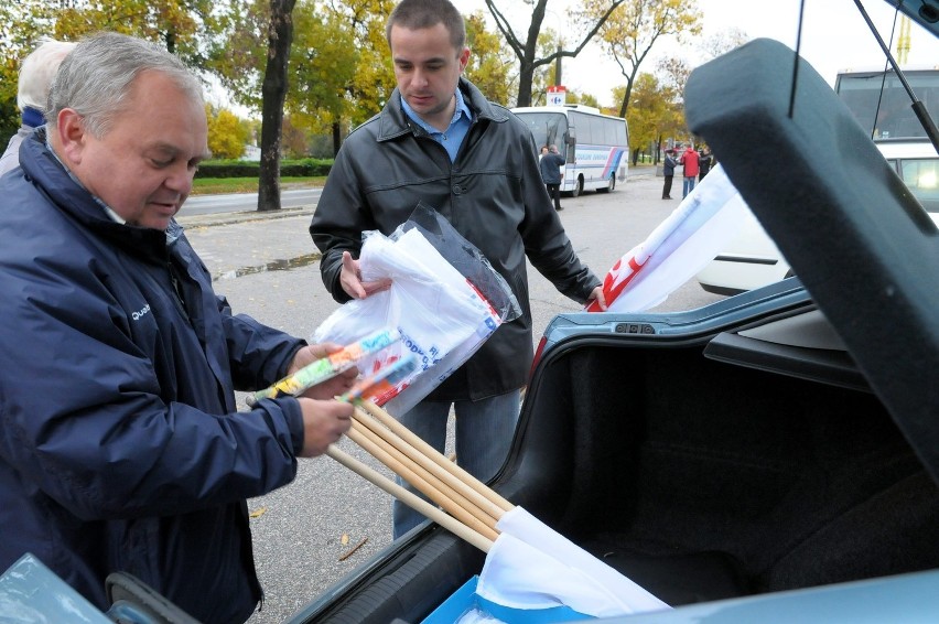 Trzystu związkowców z Lubelszczyzny pojechało na protest do stolicy (ZDJĘCIA)