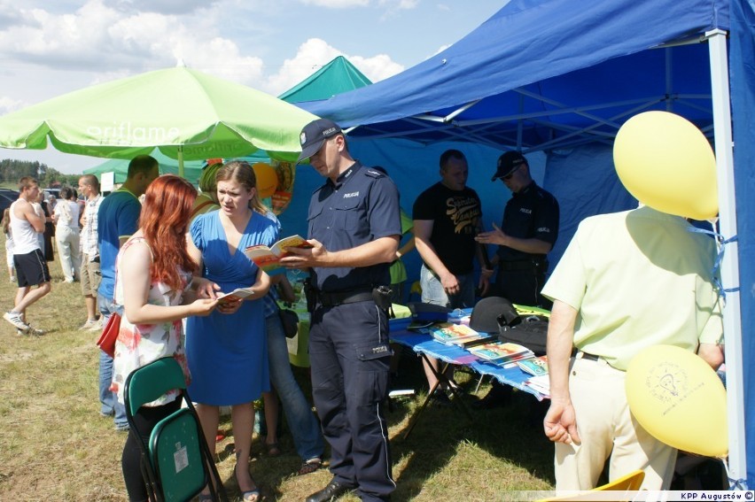 Policjanci na rodzinnym pikniku [zdjęcia]