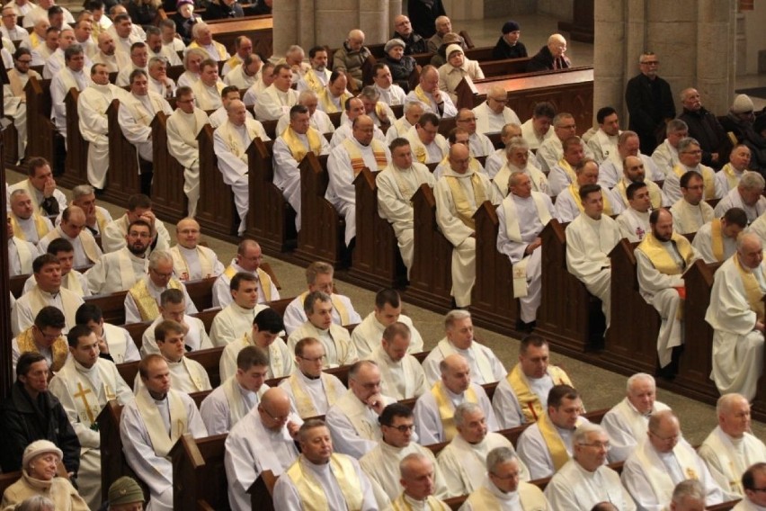 Ośmiu kapłanów rozpocznie swoją pracę jako proboszczowie...