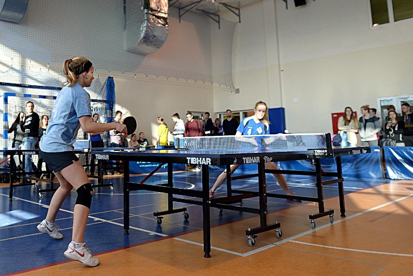 Mistrzostwa szkół średnich w tenisie dziewcząt w Wejherowie