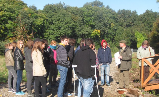 Uczniowie ZS nr 2 w Szamotułach wybrali się do  Ośrodka Edukacji Przyrodniczo–Leśnej w Dąbrowie