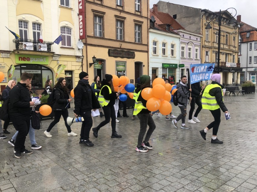 Marsz przeciwko przemocy w Rawiczu - 03.10.2022