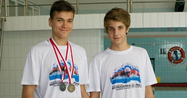 Karol Ostrowski (z lewej) i Bartosz Rekowski, zawodnicy Neptuna Stargard.