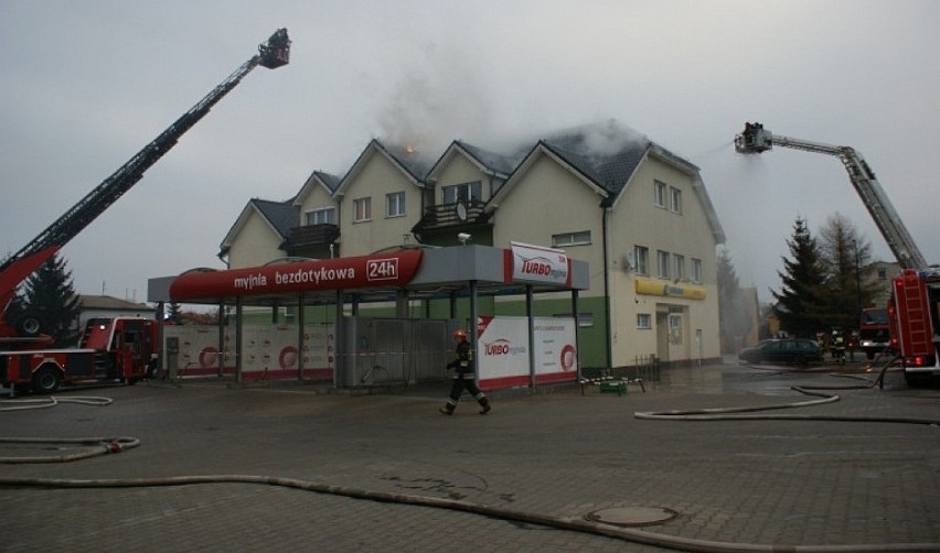 W Koninie spłonęło poddasze budynku przy ulicy Jana Pawła...