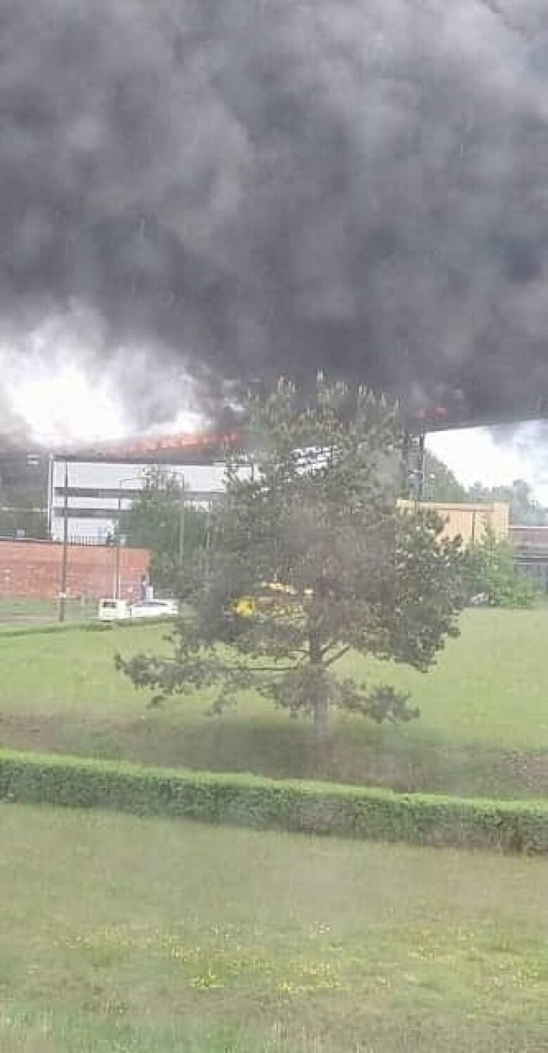 Pożar na terenie Elektrowni Bełchatów. 16 zastępów strażaków walczy z ogniem