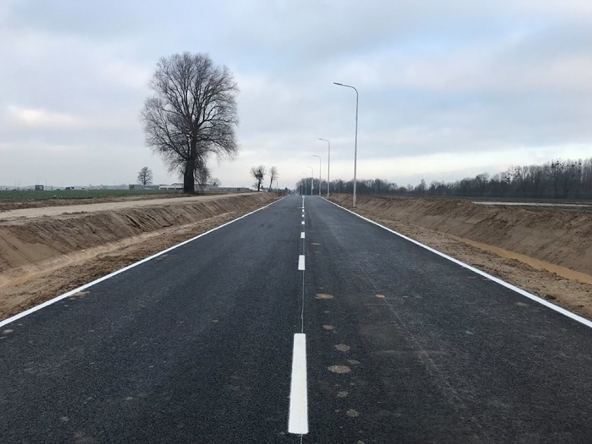 Ul. Derdowskiego w Kosakowie już przejezdna. To jednak nie koniec prac. Skąd opóźnienia? | ZDJĘCIA