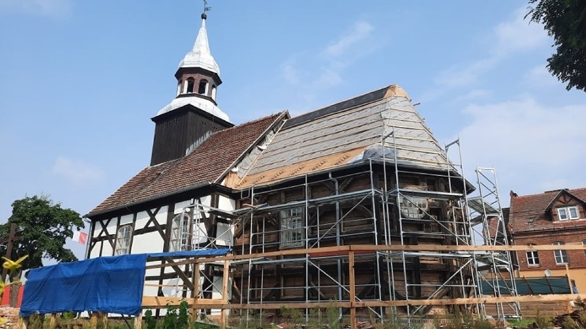 Kościółek w Kalsku to prawdziwa perełka architektoniczna -...