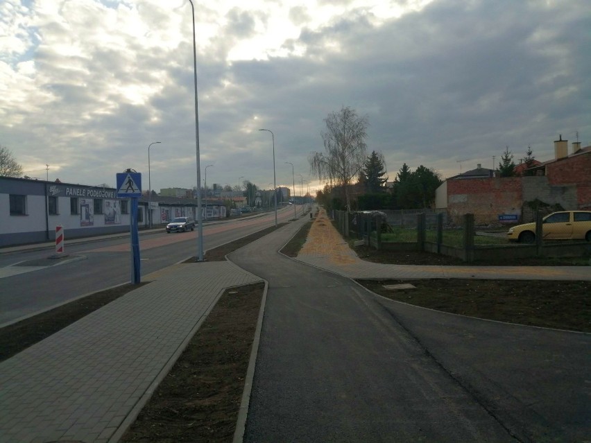 Wielunianie korzystają już z przebudowanej ulicy Popiełuszki [FOTO]