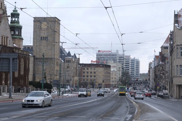 W ramach przebudowy ul. Św. Marcin na odcinku od skrzyżowania z Niepodległości do Gwarnej powstanie m.in. prawoskręt dla tramwajów z Towarowej oraz przystanki przed CK Zamek